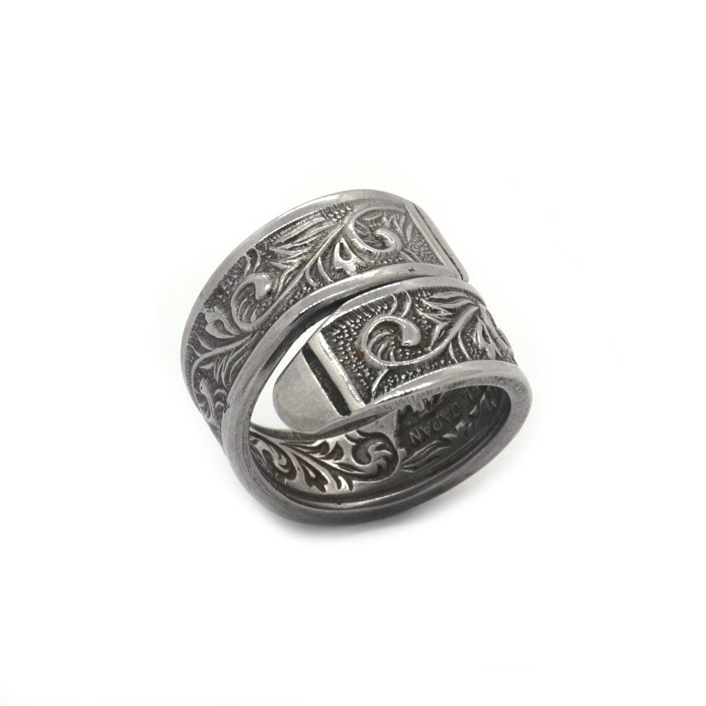 アクセサリー antique spoon design ring Spoon Ring, Repousse Classic Band-Shape Sterling Silver