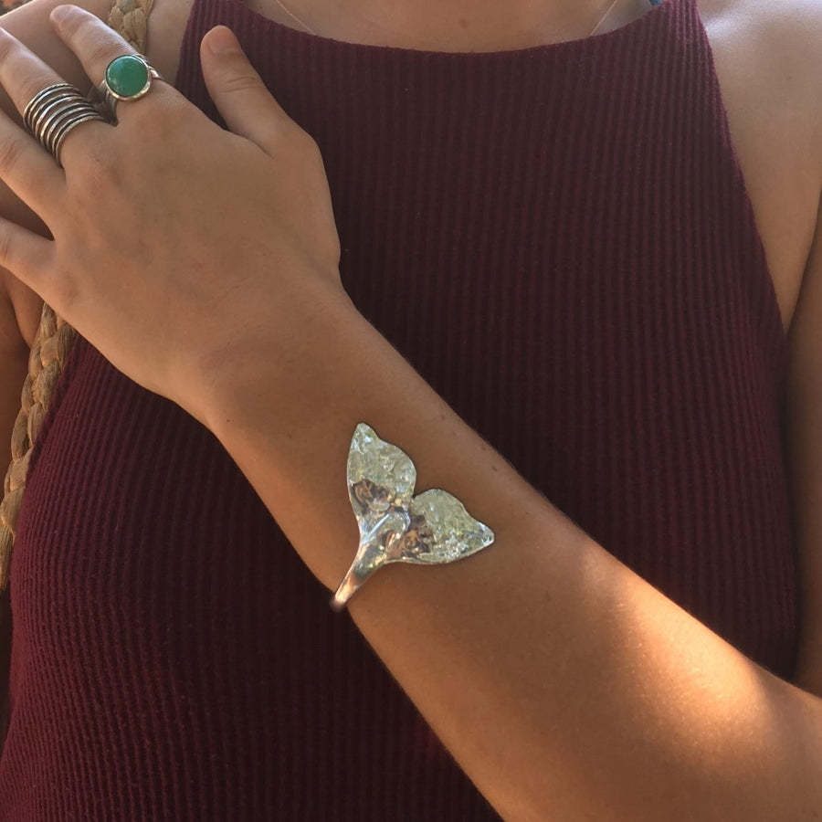 Whale Tail Cuff Bracelet Antique Whale Tail Bangle – Noosa Artisan