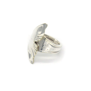 Whale Tail Shell Ring